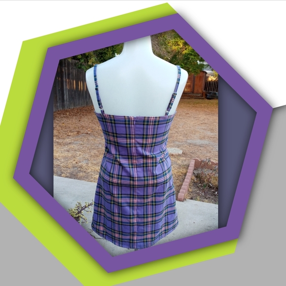 Brandy Melville Sleeveless Minidress - Picture 6 of 8